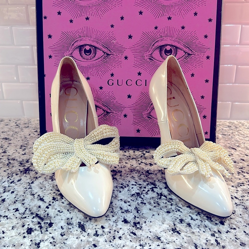 BRAND NEW RARE White Never Worn Gucci Elasia Heels with Removable Pearl Bows - Picture 1 of 13